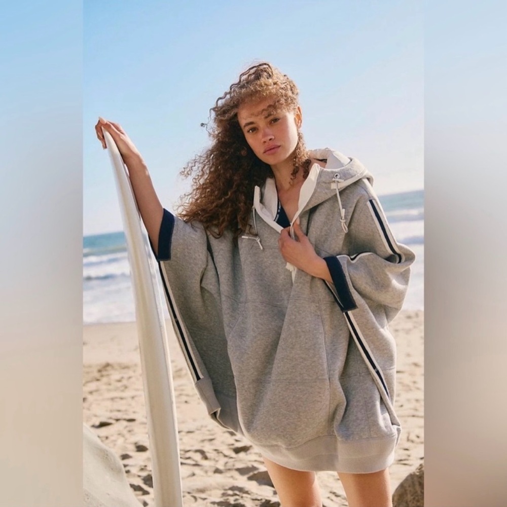 🆕 Free People Movement Poncho